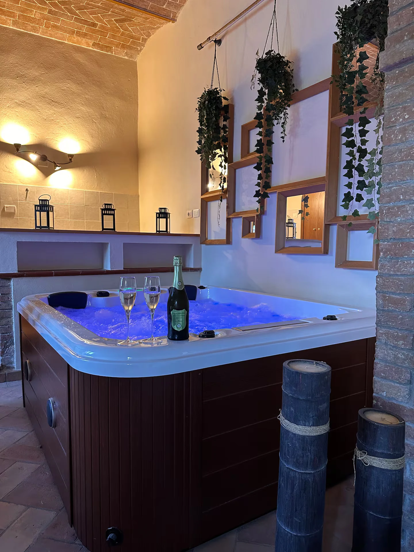 Suite con Jacuzzi — interno